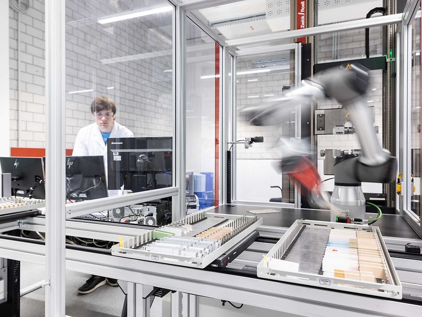 Automated labs in the Adhesive Technologies Inspiration Center